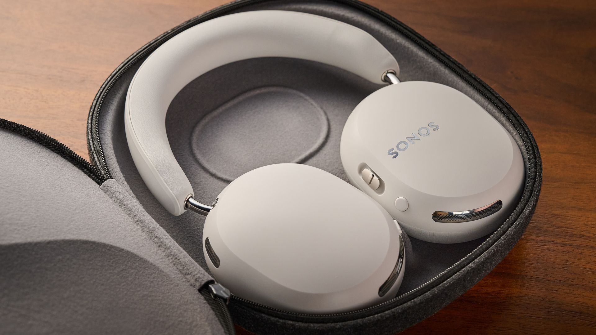 Sonos Ace Ultra inside carry case