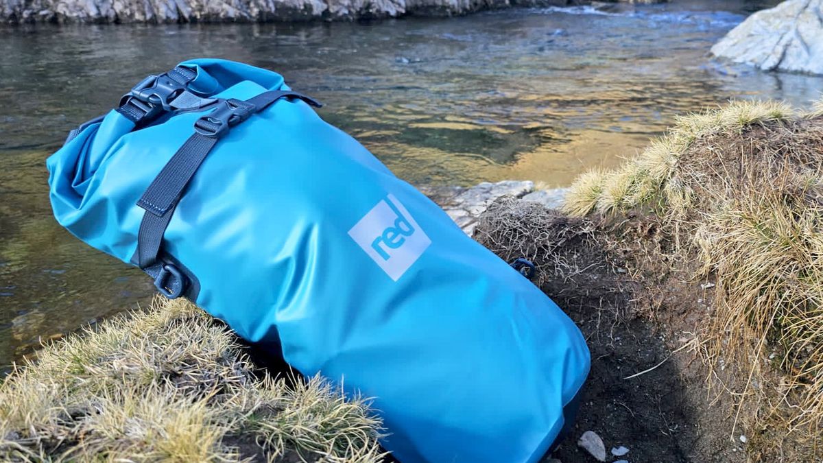 Red 30L Waterproof Roll Top Dry Bag Backpack review: a seemingly simple ...