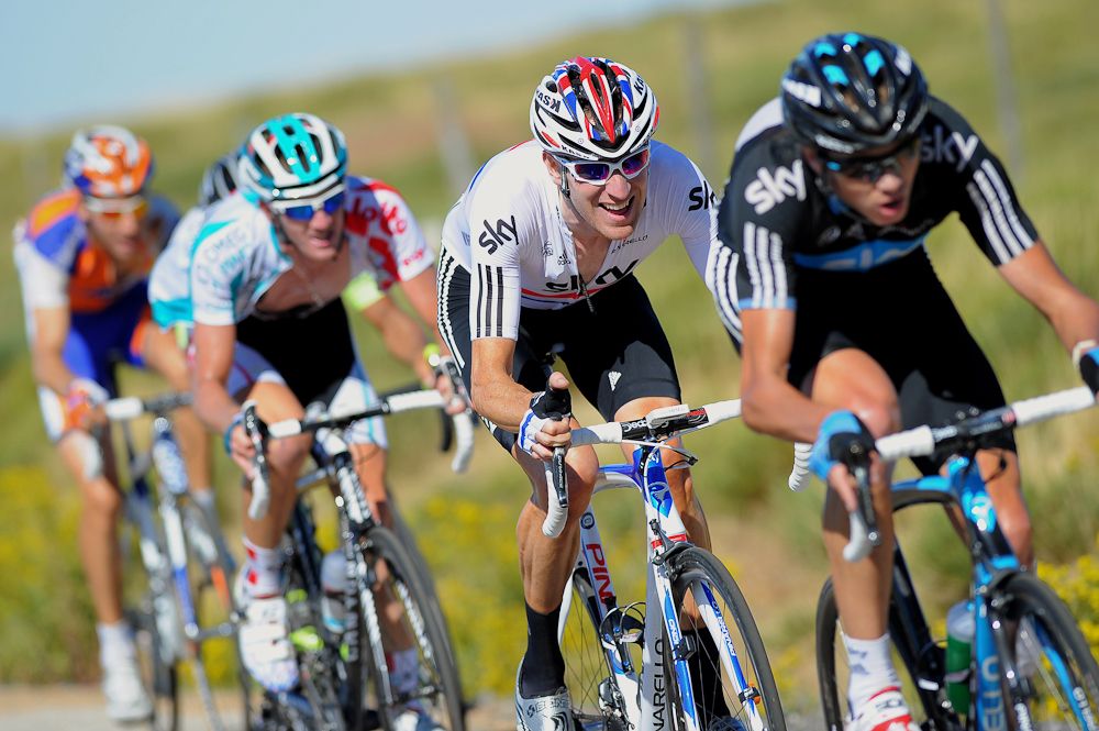 Team Sky's Chris Froome leads Bradley Wiggins up the Covatilla in 2011