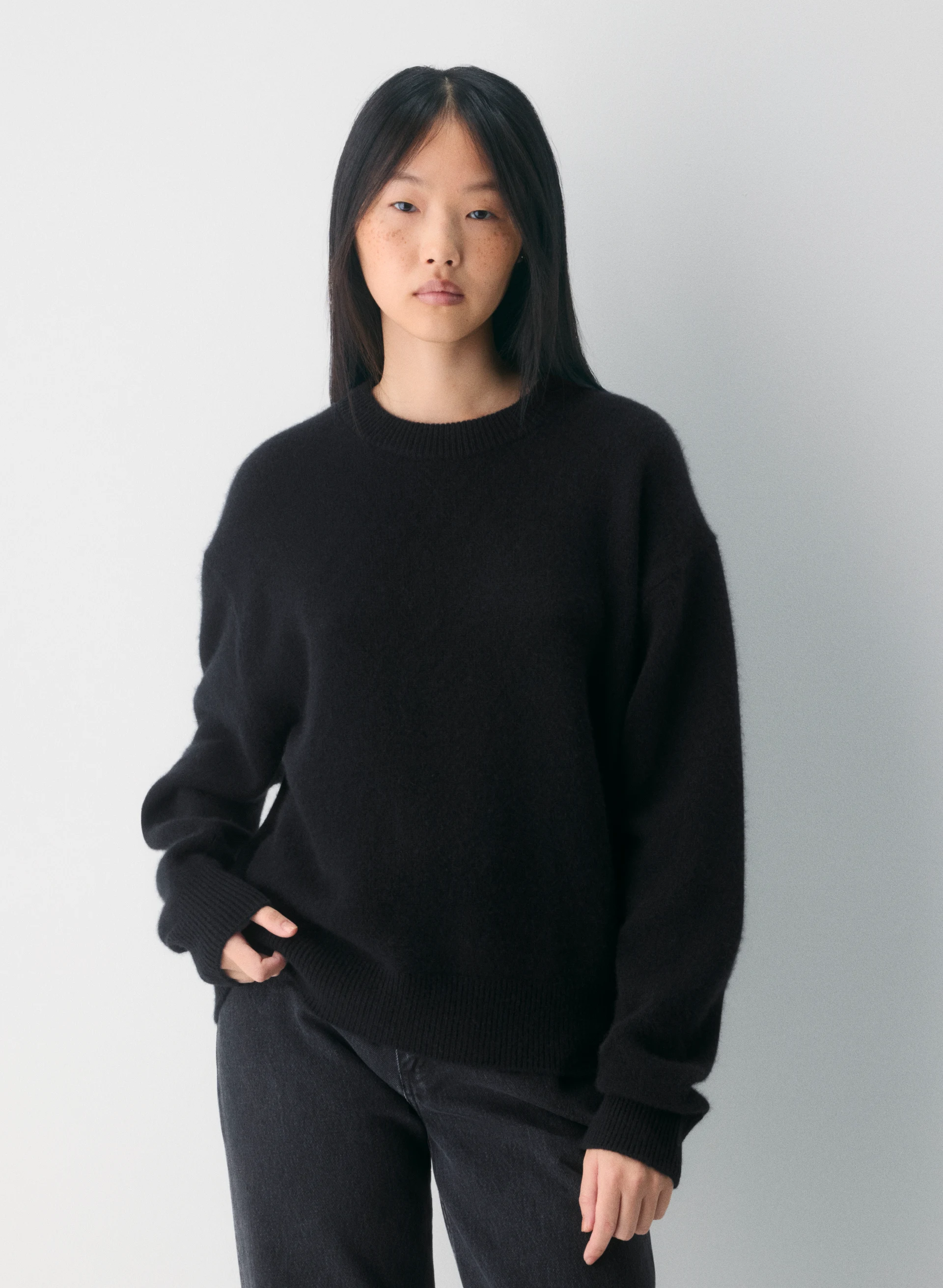 Essential Cashmere Relaxed Crew Sweater