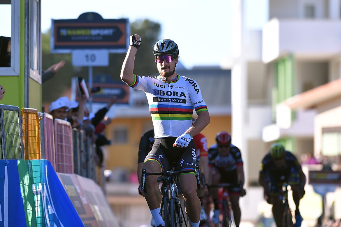 Peter Sagan (Bora-hansgrohe) wins stage 3