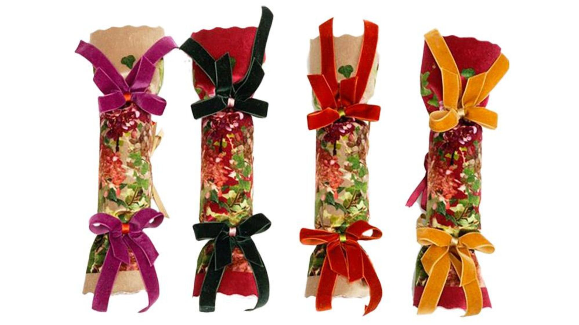 Velvet Linen Enchanted 'Forever Christmas' crackers (set of 4)