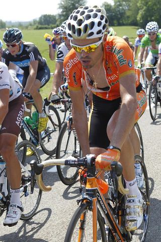 Samuel Sanchez (Euskaltel-Euskadi) was in the main favourites group.
