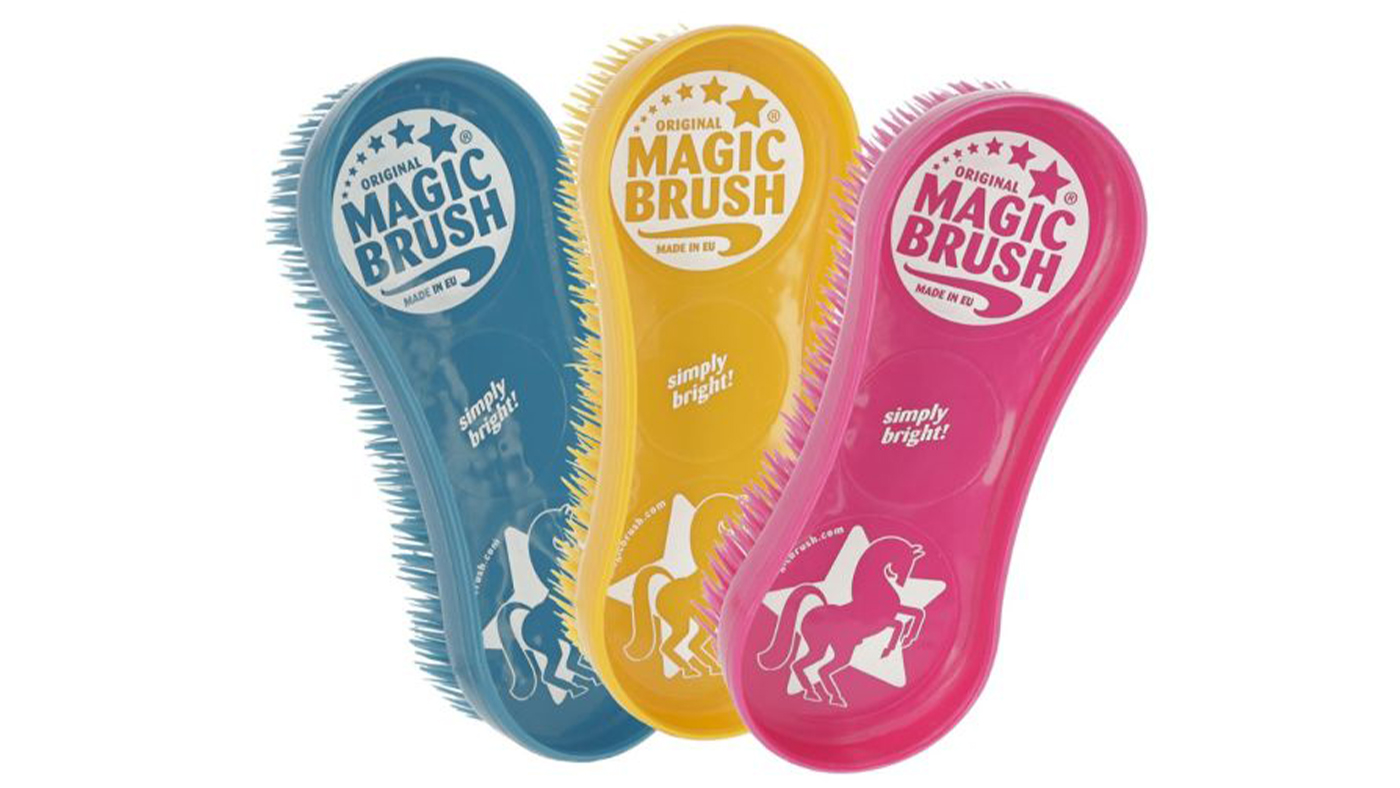 Magic Brush grooming brush for horses