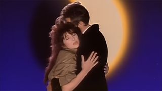 Kaye Bush and Peter Gabriel in the video for Don&rsquo;t Give Up