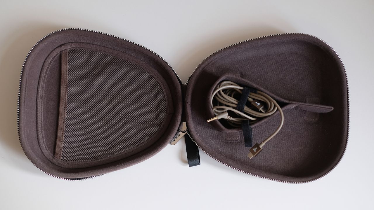 Photograph of Focal Bathys MG headphones fabric case open