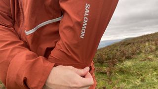 Salomon Bonatti Trail jacket: sleeve
