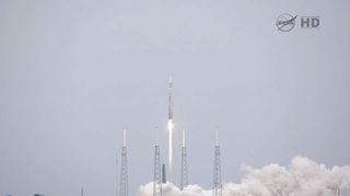 MAVEN Spacecraft Clears the Towers