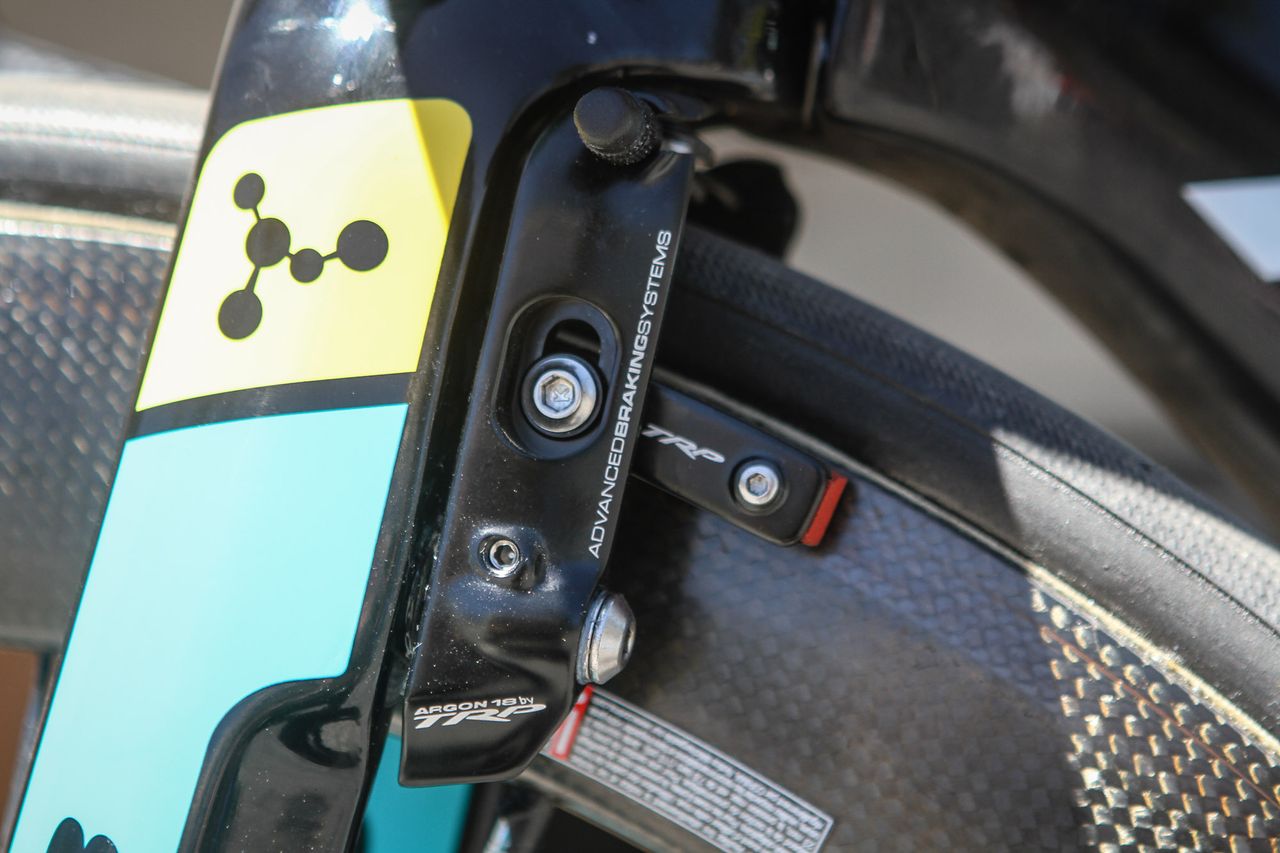 TRP TTV brakes allow positioning behind the forks