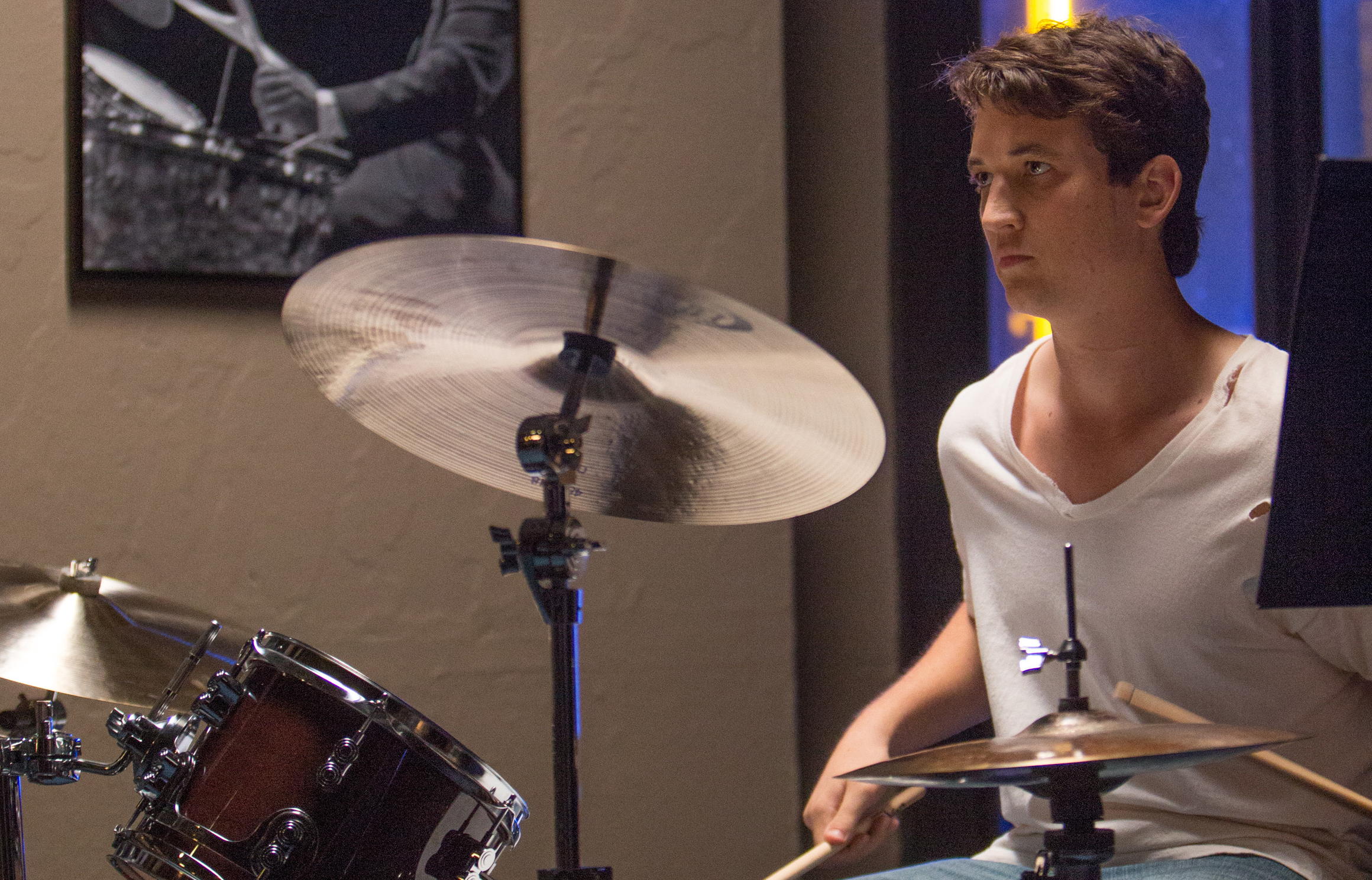 TV tonight Miles Teller stars.