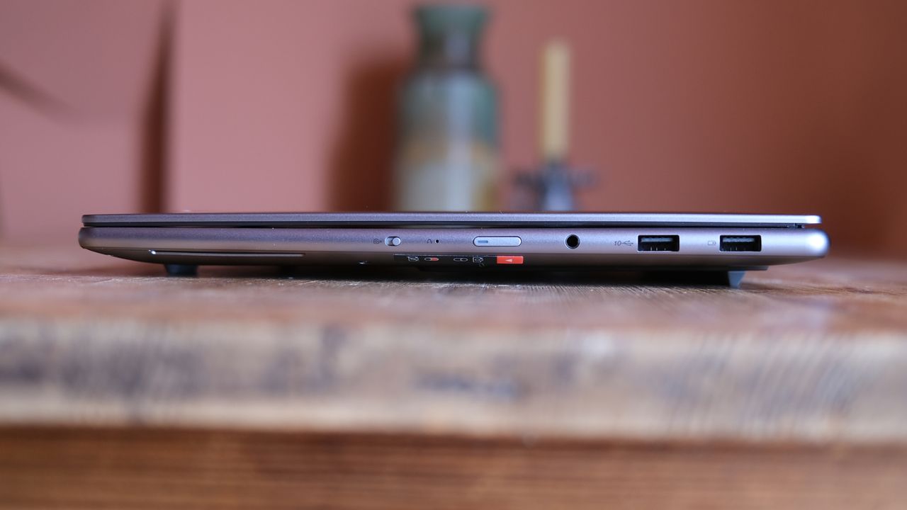 Lenovo Yoga Pro 7i Gen 11 Aura Edition (15-inch, 2026) review