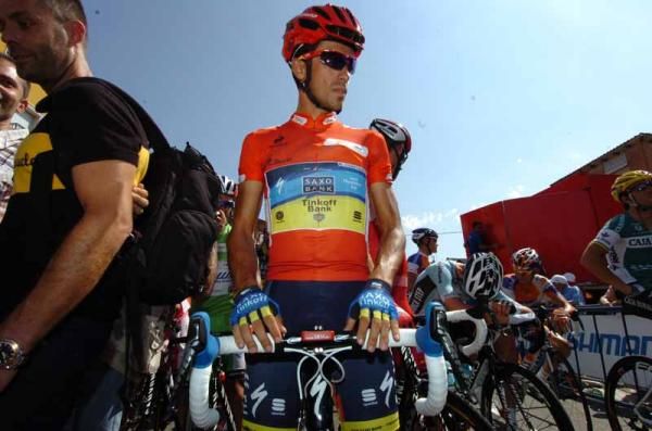 Alberto Contador (Saxo Bank) in the leader's jersey
