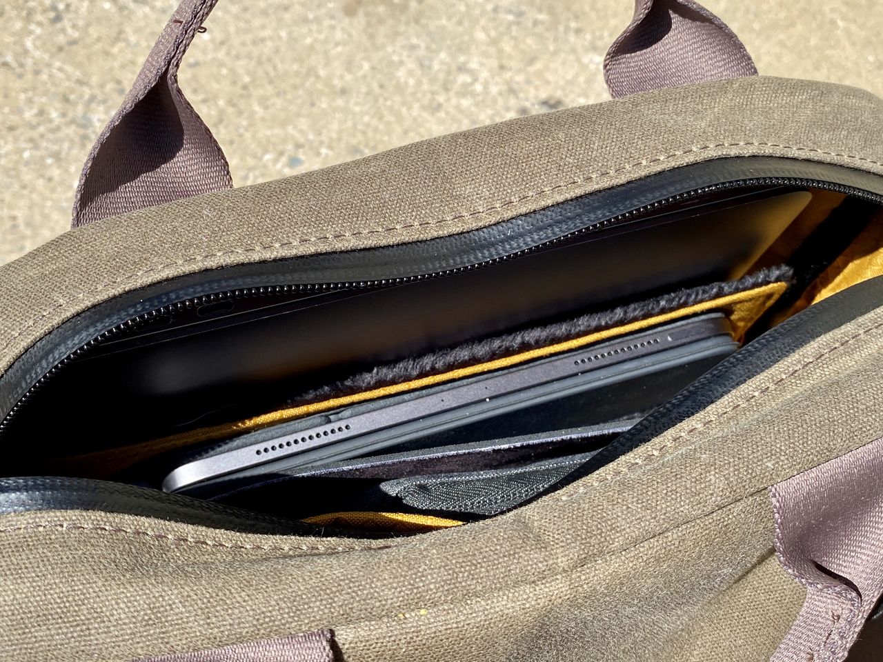 Waterfield Designs Hitch Crossbody Laptop Brief Interior
