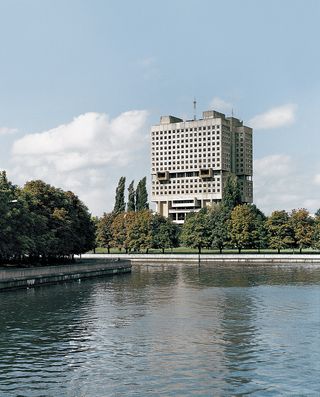 The anthropomorphic House of Soviets in Kaliningrad stands on the site of the Saxon castle of Königsberg