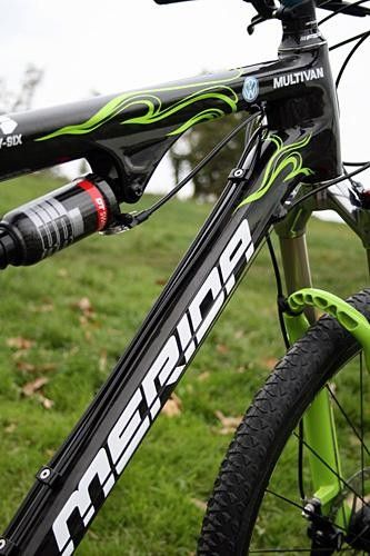 Merida Ninety-Six Team-D has 100mm of travel.