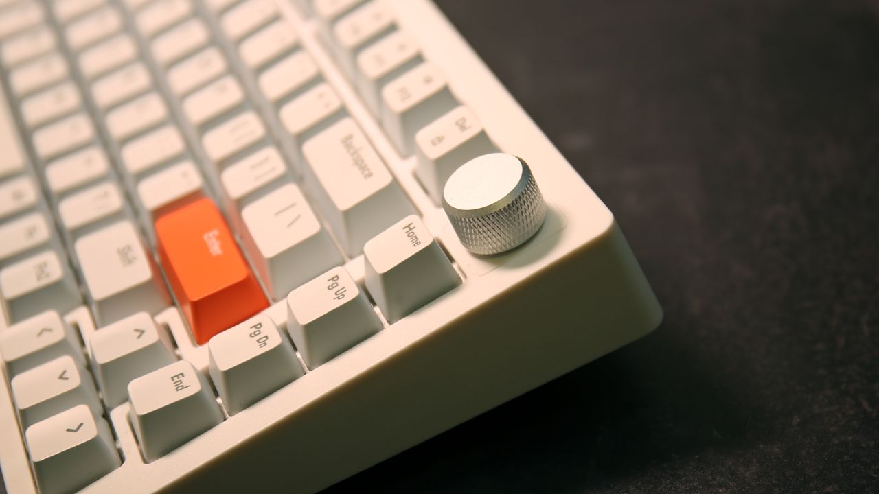 DrunkDeer A75 gaming keyboard