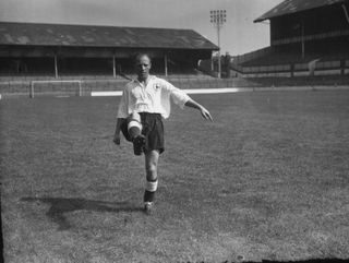 Eddie Baily at Tottenham in August 1953.