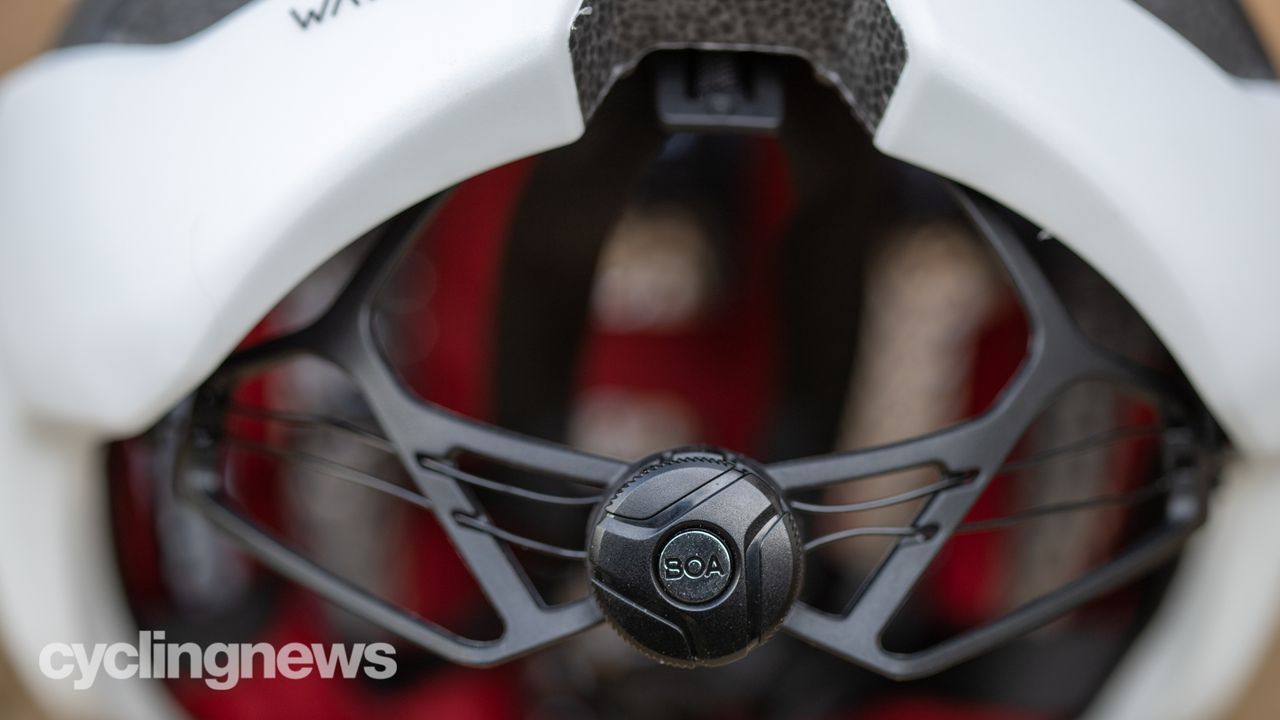 Bontrager Circuit WaveCel Helmet detail showing room for hair in rear cradle