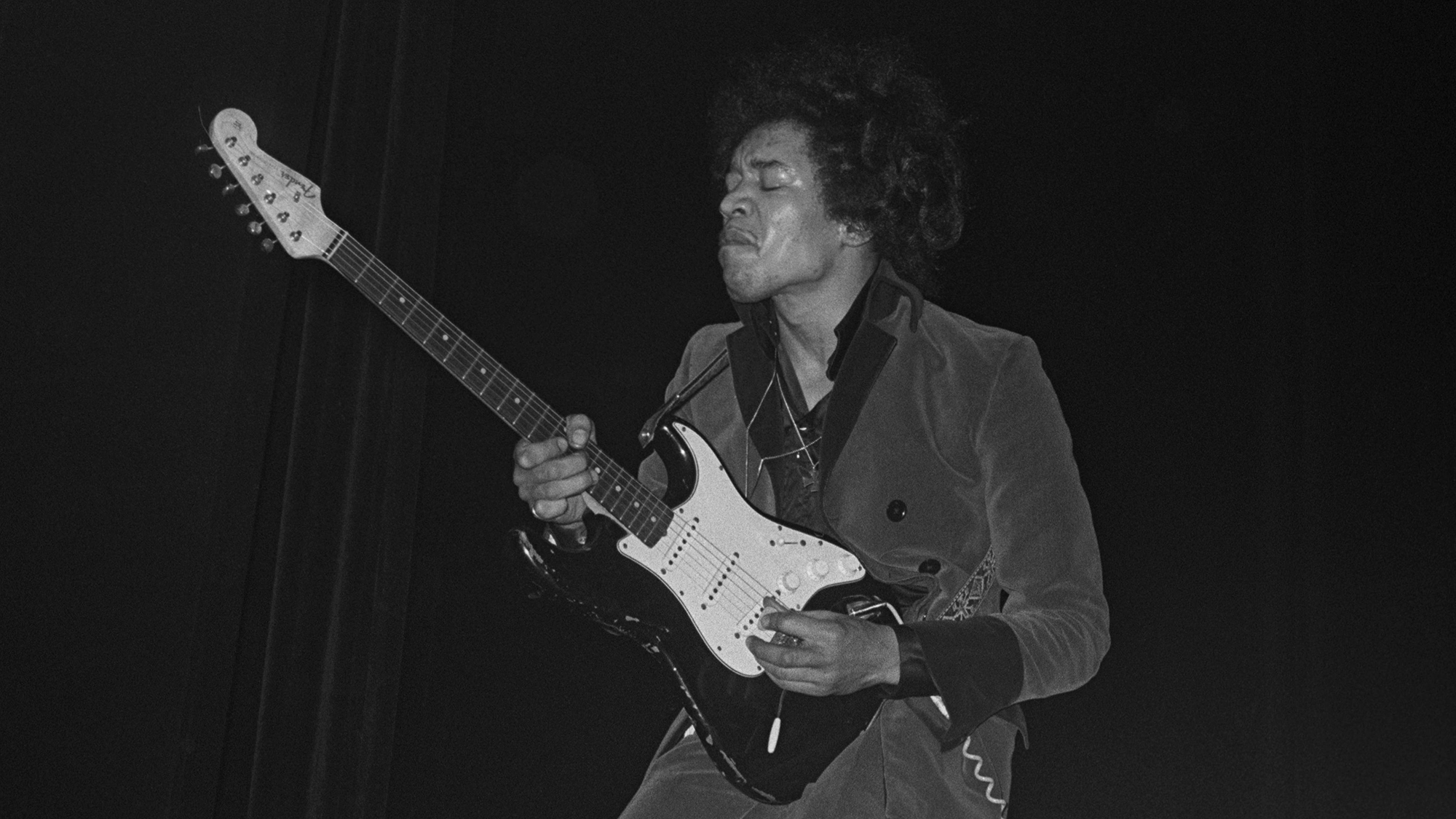 AVILLE THEATRE Photo of Jimi HENDRIX, performing live onstage