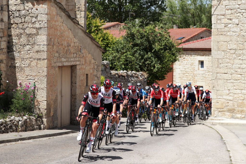 BRIVIESCA SPAIN AUGUST 04 David De La Cruz Melgarejo of Spain and UAE Team Emirates and Teammates leadsThe Peloton during the 43rd Vuelta a Burgos 2021 Stage 2 a 175km stage from Tardajos to Briviesca VueltaBurgos BurgosCycling CapitalMundialdelCiclismo on August 04 2021 in Briviesca Spain Photo by Gonzalo Arroyo MorenoGetty Images