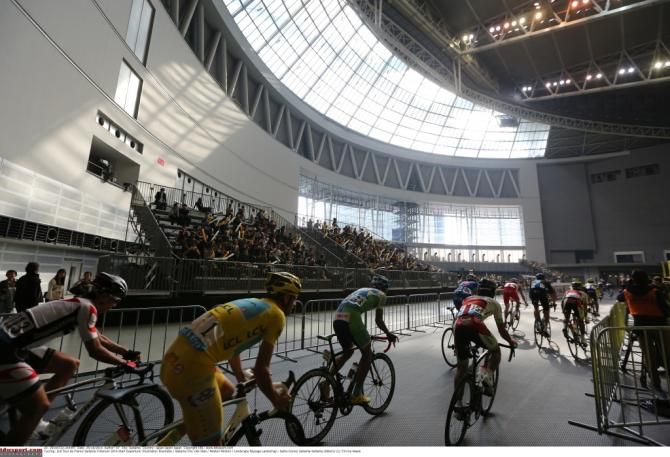 The Saitama Criterium included a brief stretch indoors.