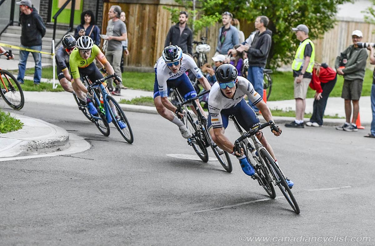 Michael Foley (Toronto Hustle) leads Derek Gee (Israel Cycling Academy)