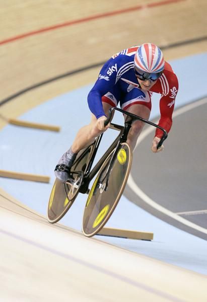 Jason Kenny (Great Britain) in the 200m time trial sprint qualfying round.