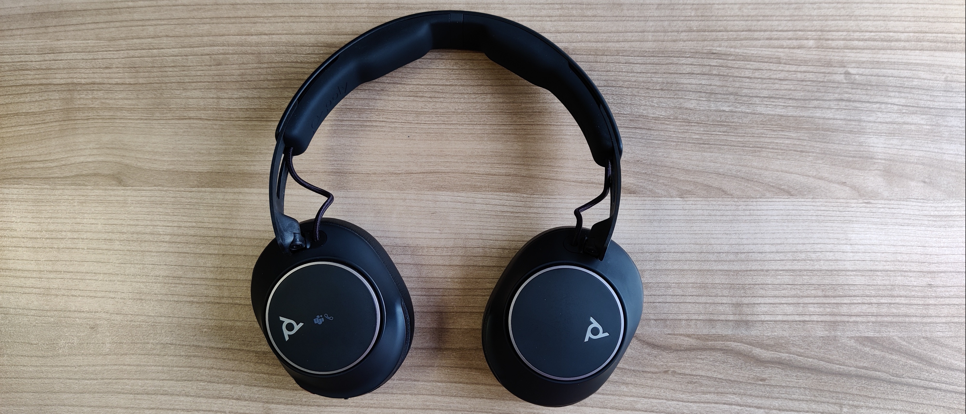 Poly Voyager Surround 80 UC