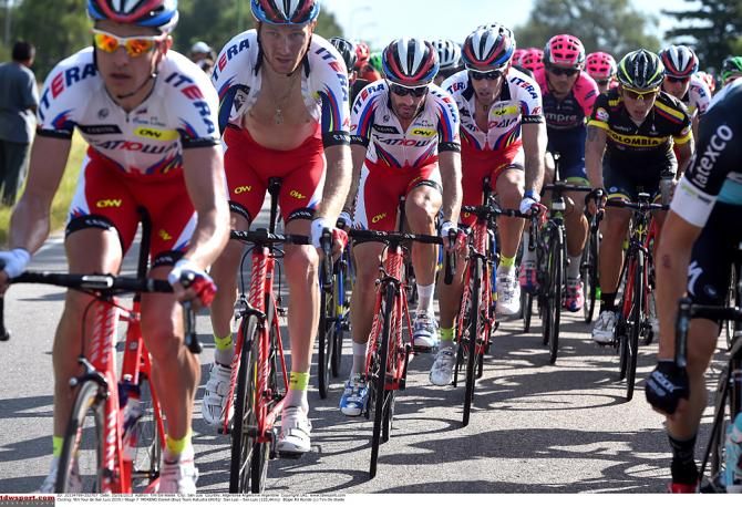 Katusha riders line up during stage 7