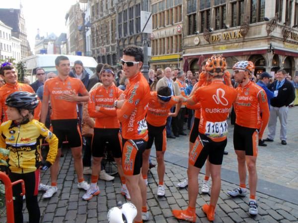 Euskaltel-Euskadi wait for their turn to attend the stage