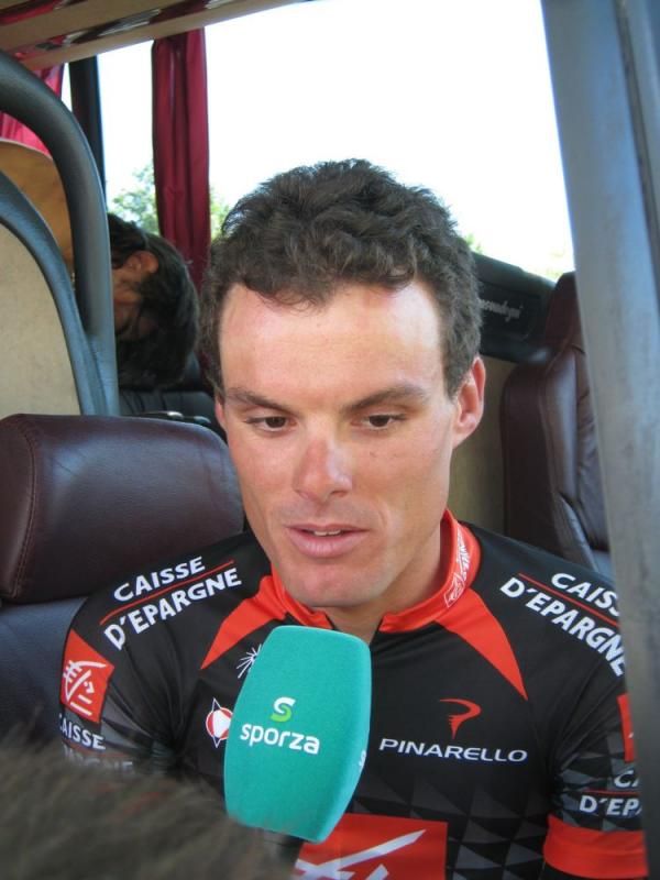 Luis Leon Sanchez (Caisse d'Epargne) looks fresh before the start