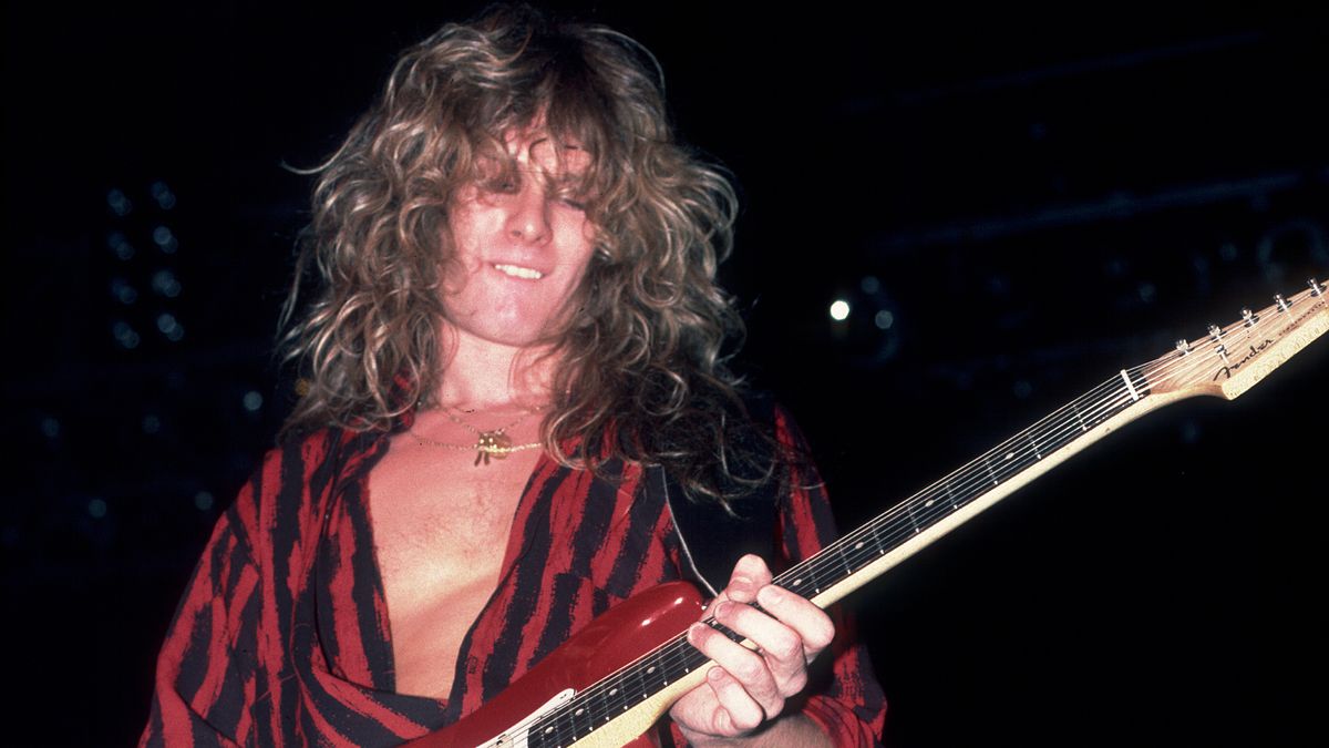 John Sykes on stage with Whitesnake in 1984