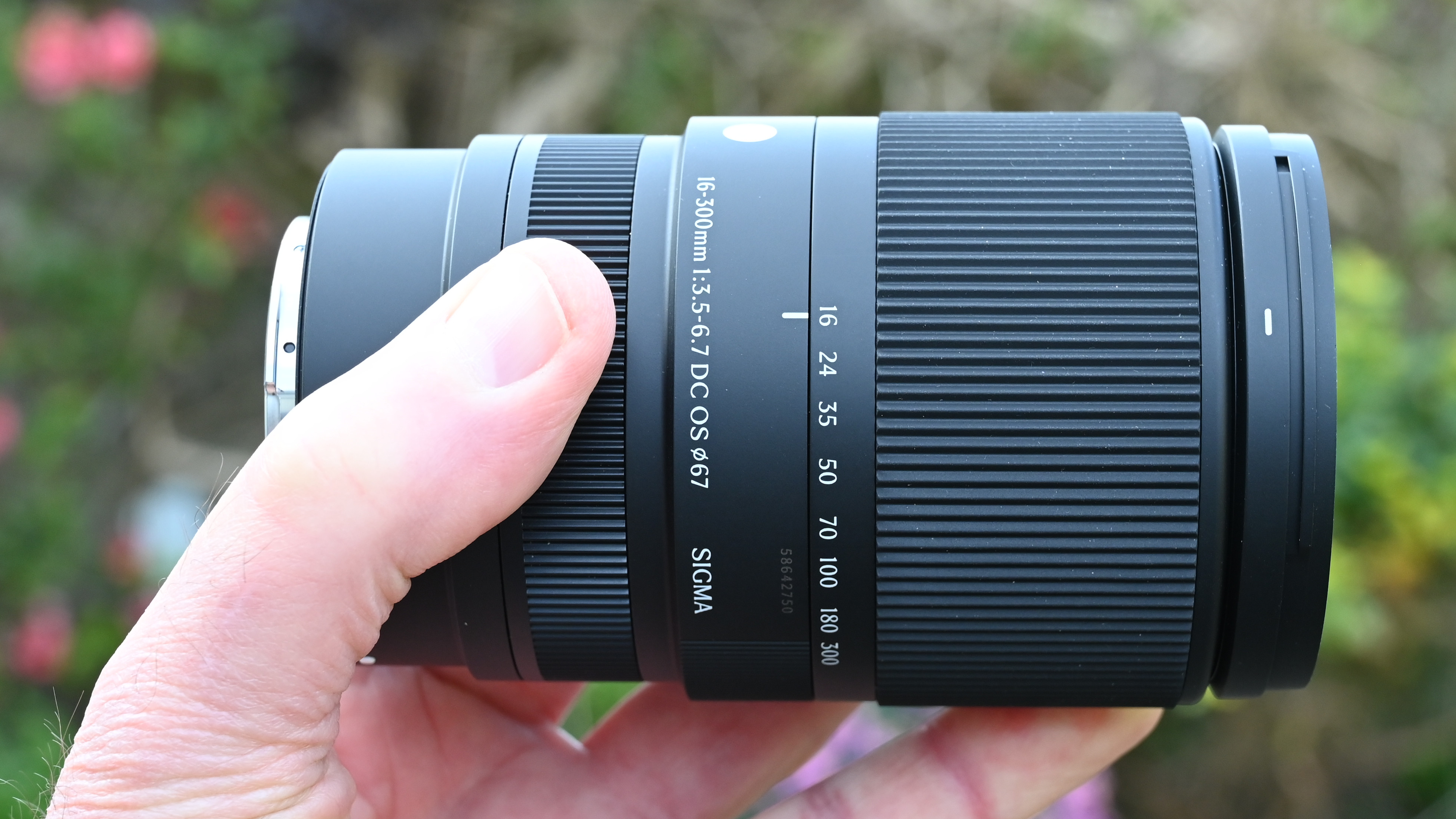 Sigma 16-300mm f/3.5-6.7 DC OS | C product image