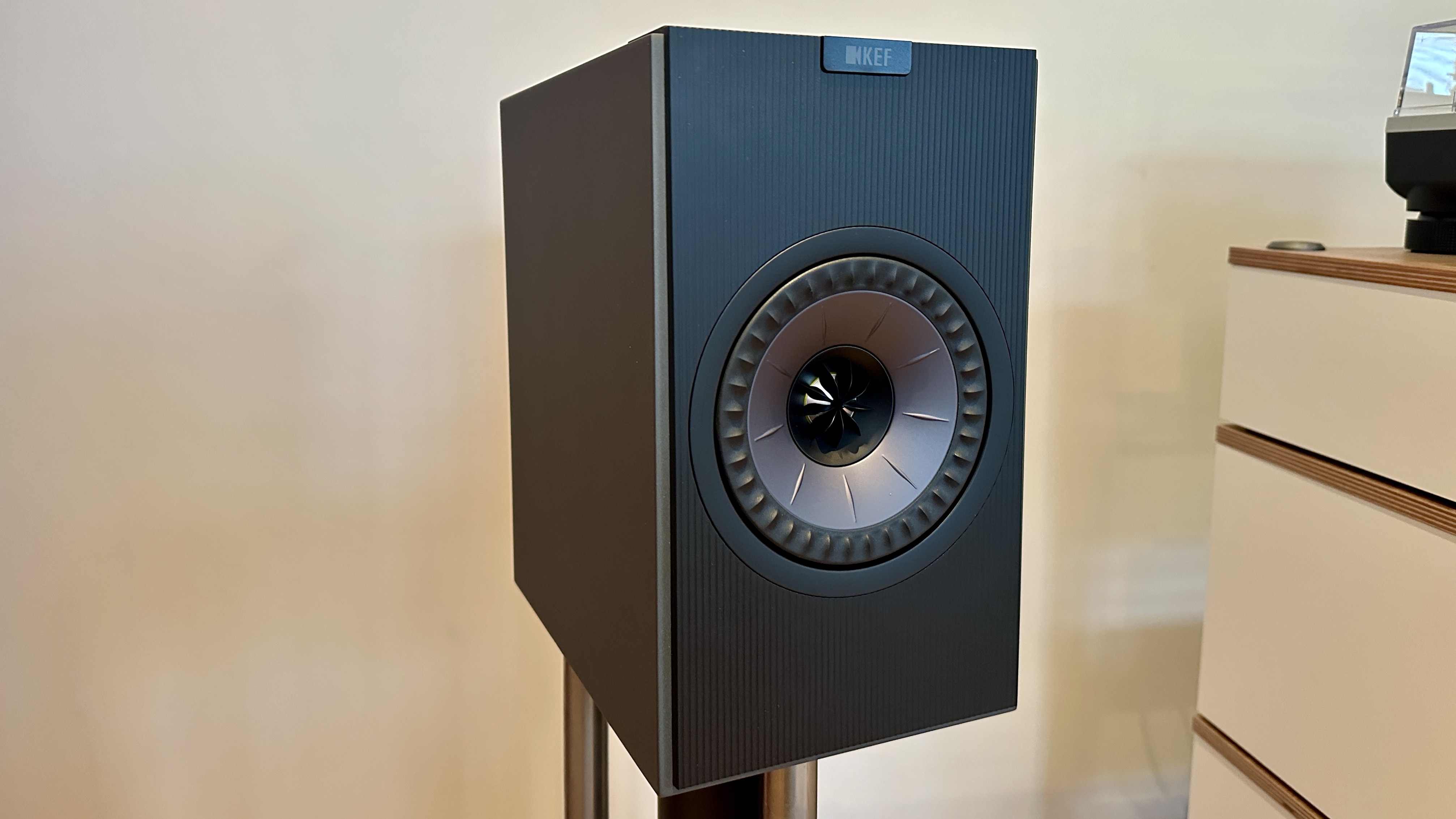 Front panel of the KEF Coda W active speakers, showing the drivers.