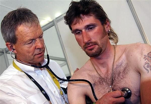 Karpets during the procedure.