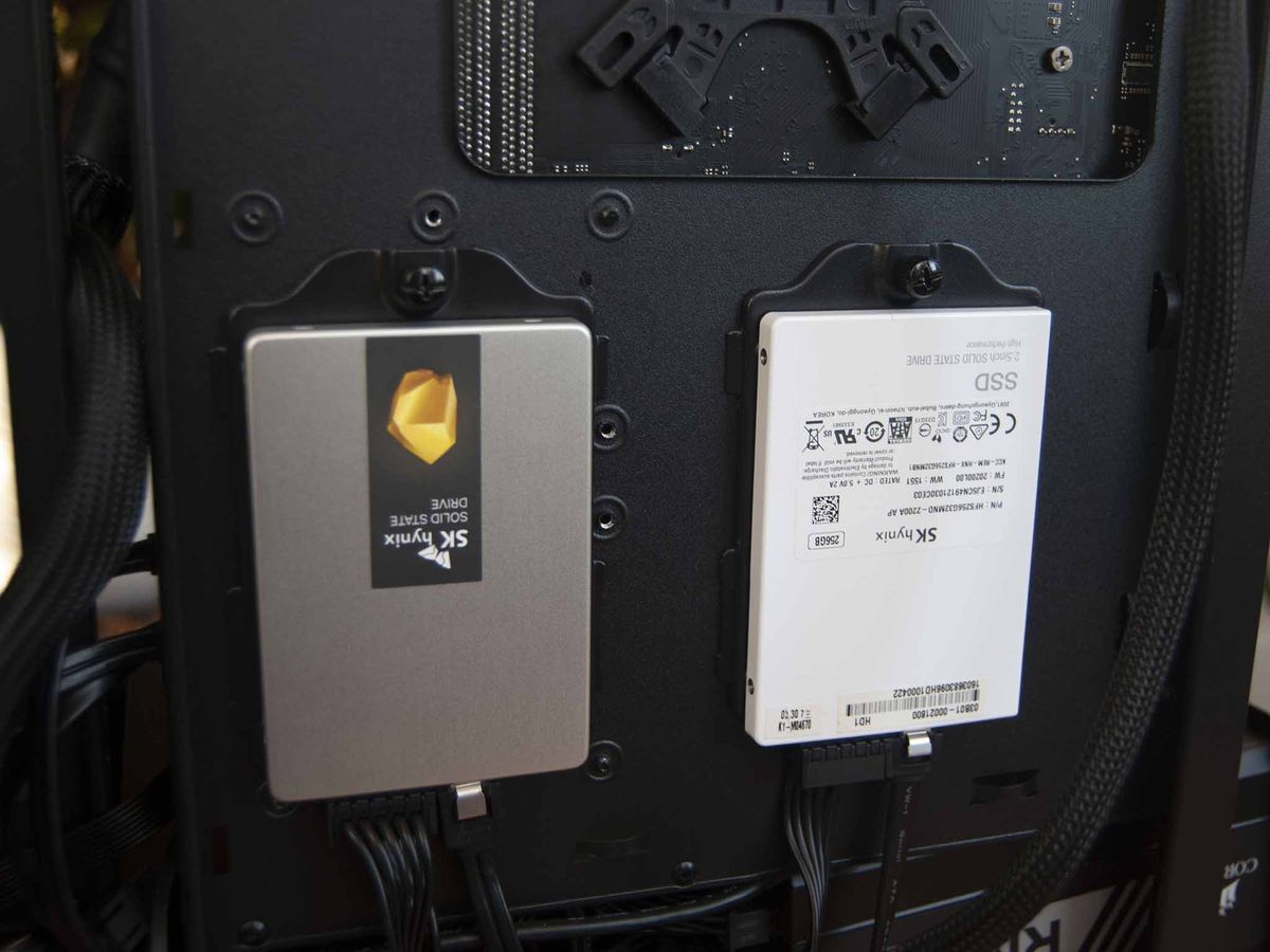 Xpg Invader Rear Ssd Mounts