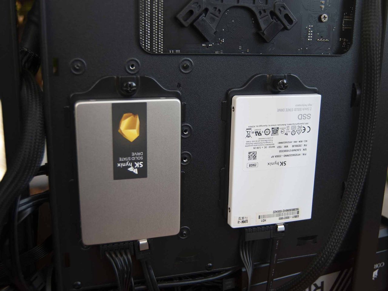 Xpg Invader Rear Ssd Mounts