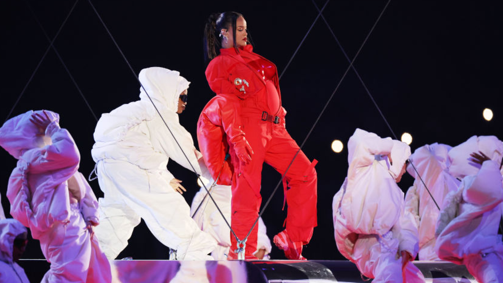 Justina Miles' Rihanna Asl Super Bowl Interpretation Is Going Viral 