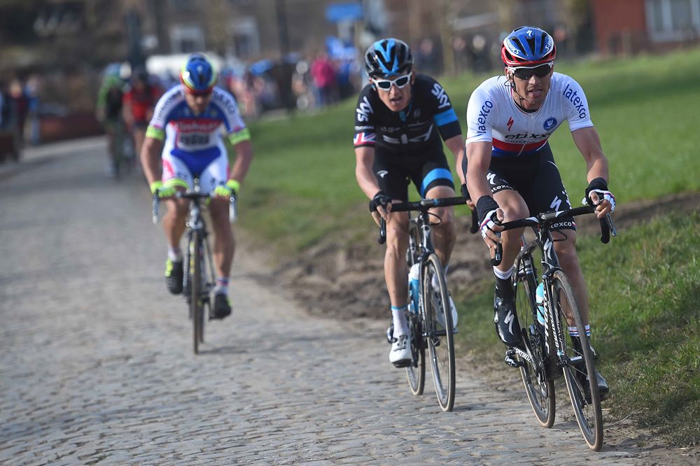 Stybar and Thomas lead Sagan.
