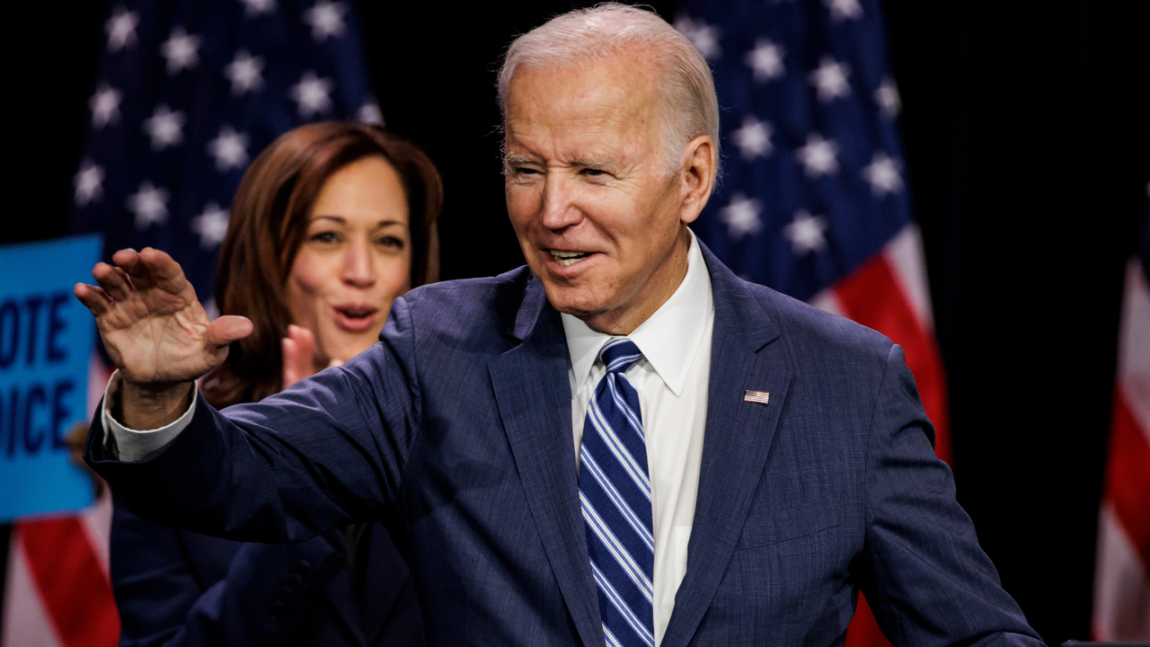 President Joe Biden speaks to crowd during US midterm elections