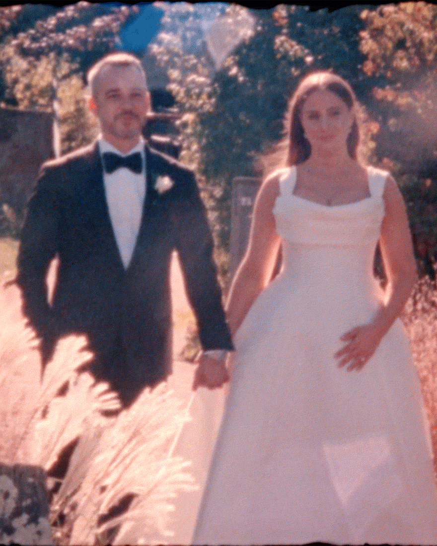Pernikahan Margo Schneier dan Mike Lukach