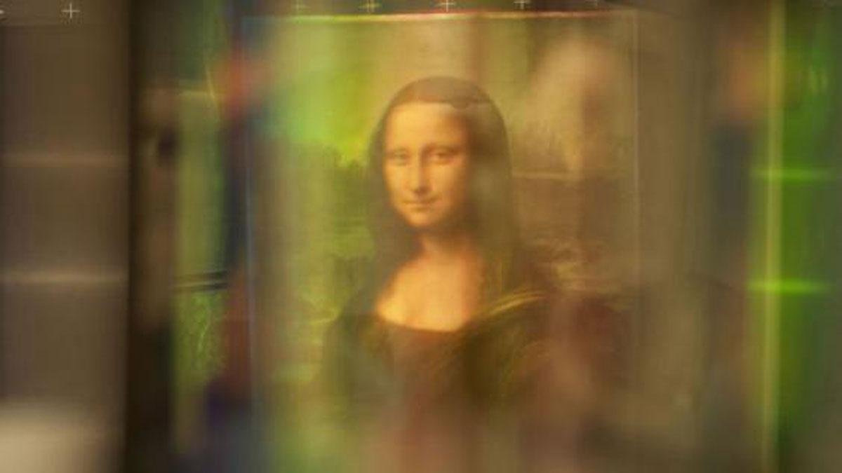 Mona Lisa Secret: X-Rays Reveal New Rarity in Famous Painting