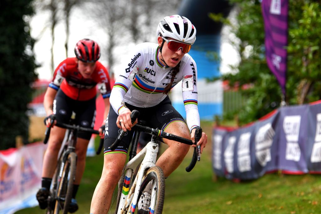 HULST NETHERLANDS JANUARY 02 Lucinda Brand of The Netherlands and Team Baloise Trek Lions competes during the 6th Hulst Vestingcross UCI CycloCross Worldcup 2022 Womens Elite CXWorldCup UCIcyclocrossWC on January 02 2022 in Hulst Netherlands Photo by Luc ClaessenGetty Images