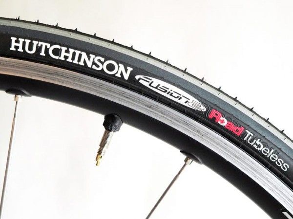 Hutchinson's Road Tubeless system