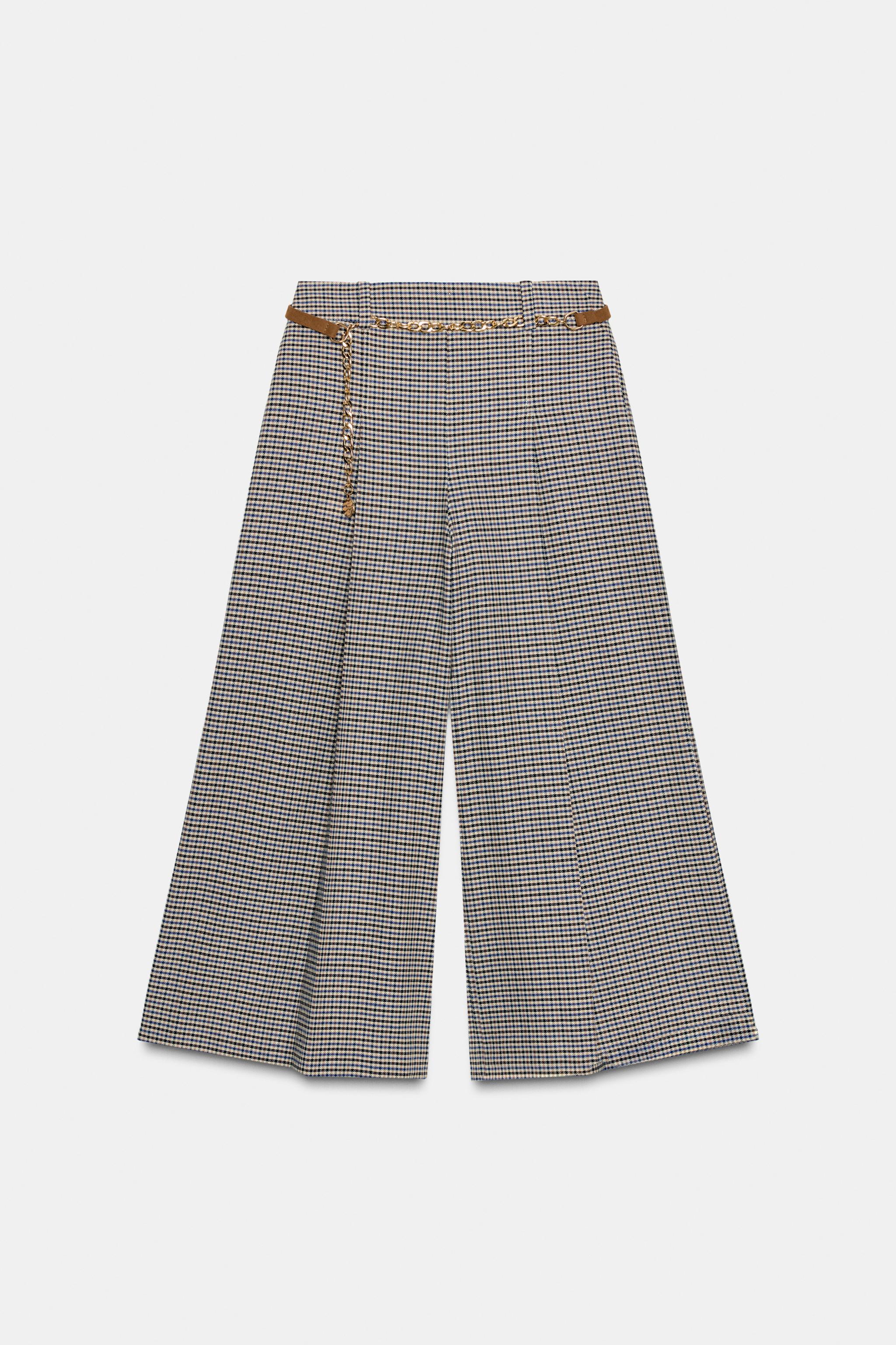 Long Houndstooth Shorts With Chain Belt