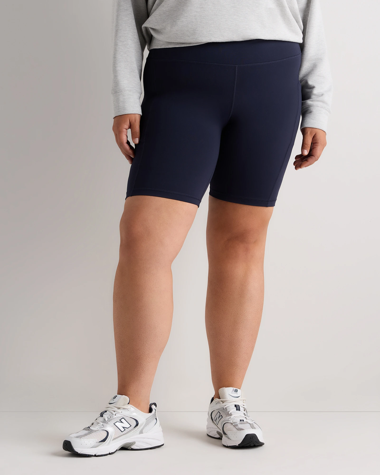 Quince, Women's Plus Size Ultra-Form Pocket Bike Short - 9&amp;quot; in Deep Navy