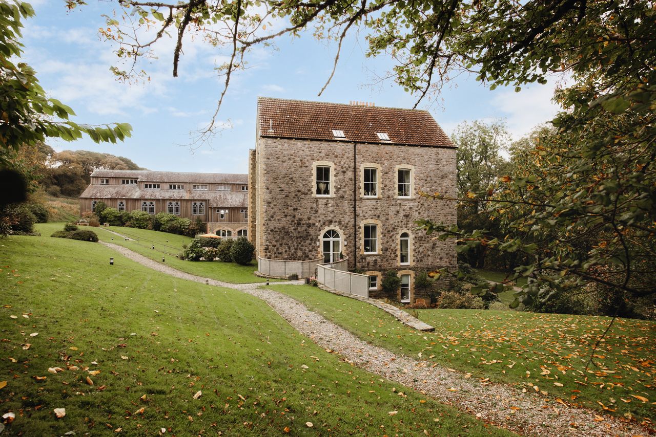 Images of the Wood Barton House