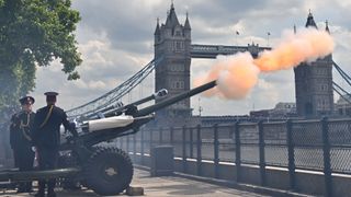 Gunshot salute for the monarch in Central London