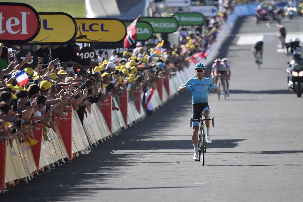 Omar Fraile (Astana) wins stage 14 at the Tour de France