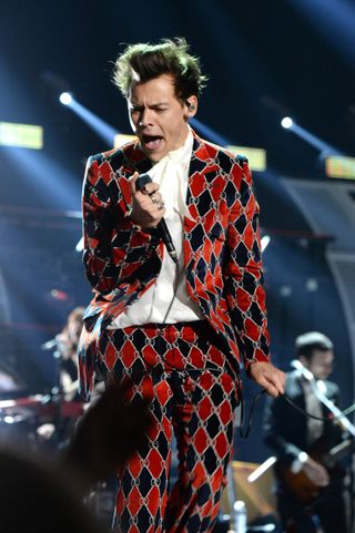 Harry Styles performs onstage during the 2017 iHeartRadio Music Festival at T-Mobile Arena on September 22, 2017 in Las Vegas, Nevada